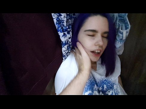 ❤️ Leidsin oma õe kapist ja aitasin tal cumida ❤️❌ Pornovideo at et.filmexxx18.ru ❌